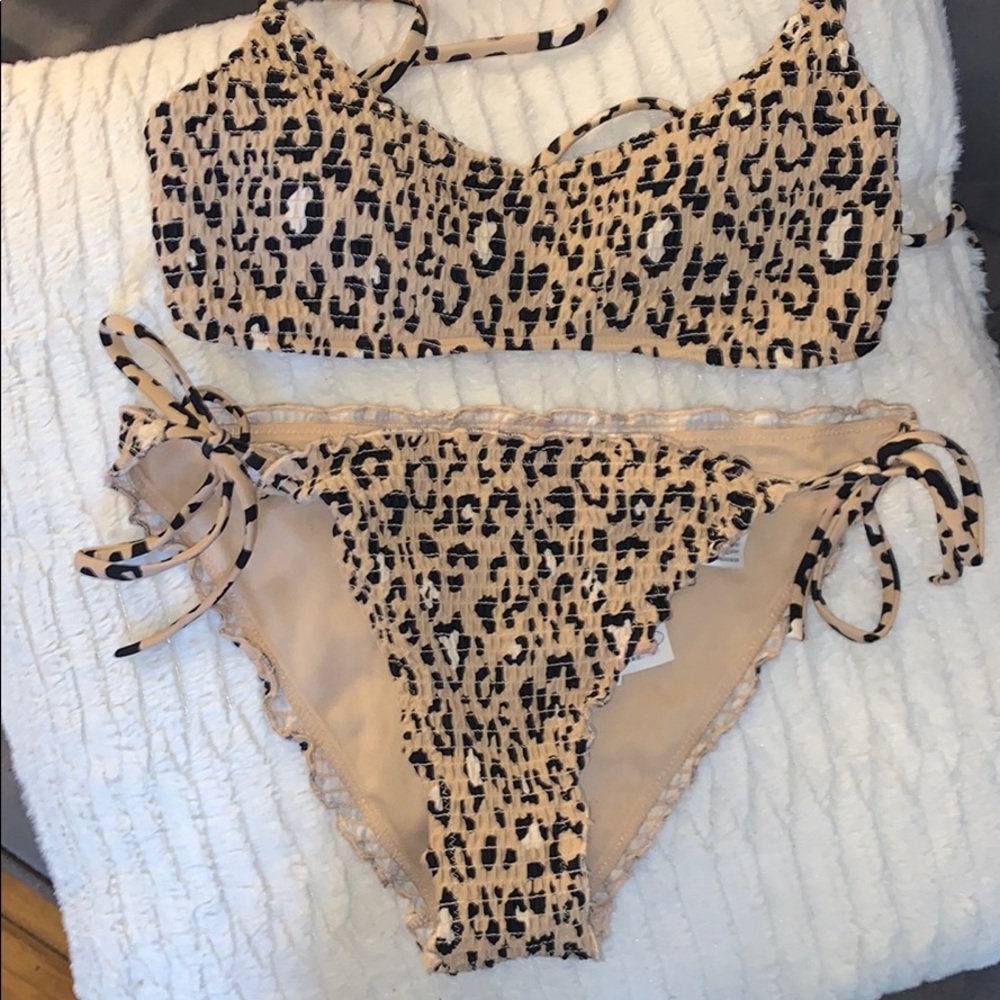 Hollister cheetah print bikini